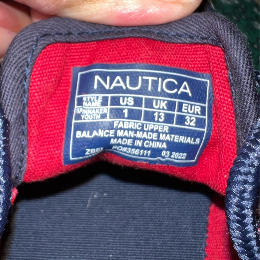 NWOB Nautica Boys' Spinnaker Boat Shoes -Size 1
l - Picture 7 of 9